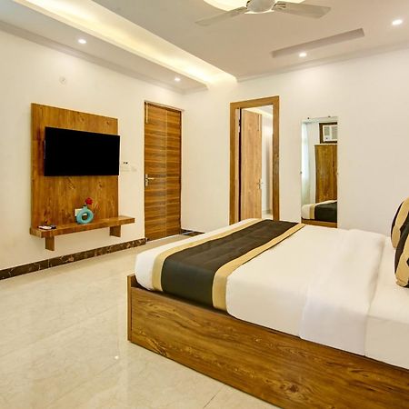 Hotel The Emporio Grand Near Vaishali Metro Station Ghaziabad Ngoại thất bức ảnh