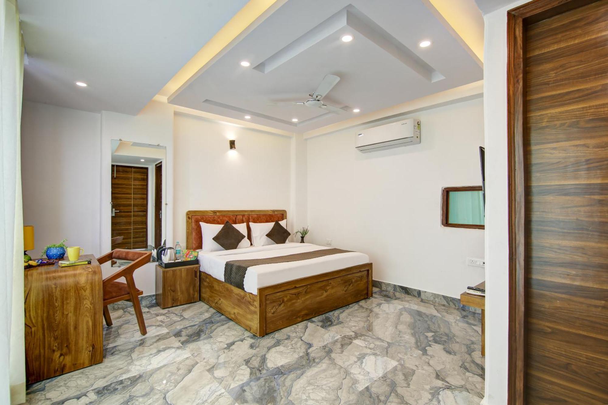 Hotel The Emporio Grand Near Vaishali Metro Station Ghaziabad Ngoại thất bức ảnh