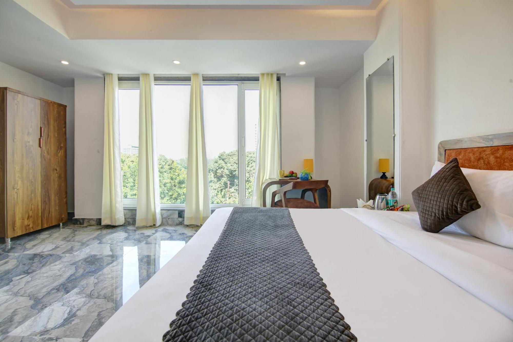 Hotel The Emporio Grand Near Vaishali Metro Station Ghaziabad Ngoại thất bức ảnh