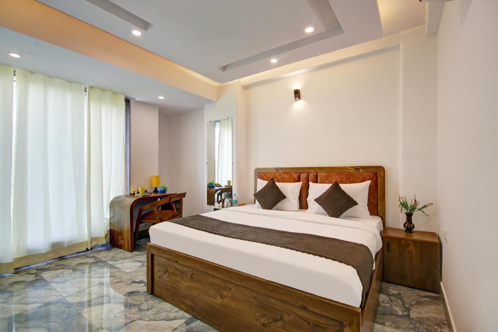 Hotel The Emporio Grand Near Vaishali Metro Station Ghaziabad Ngoại thất bức ảnh