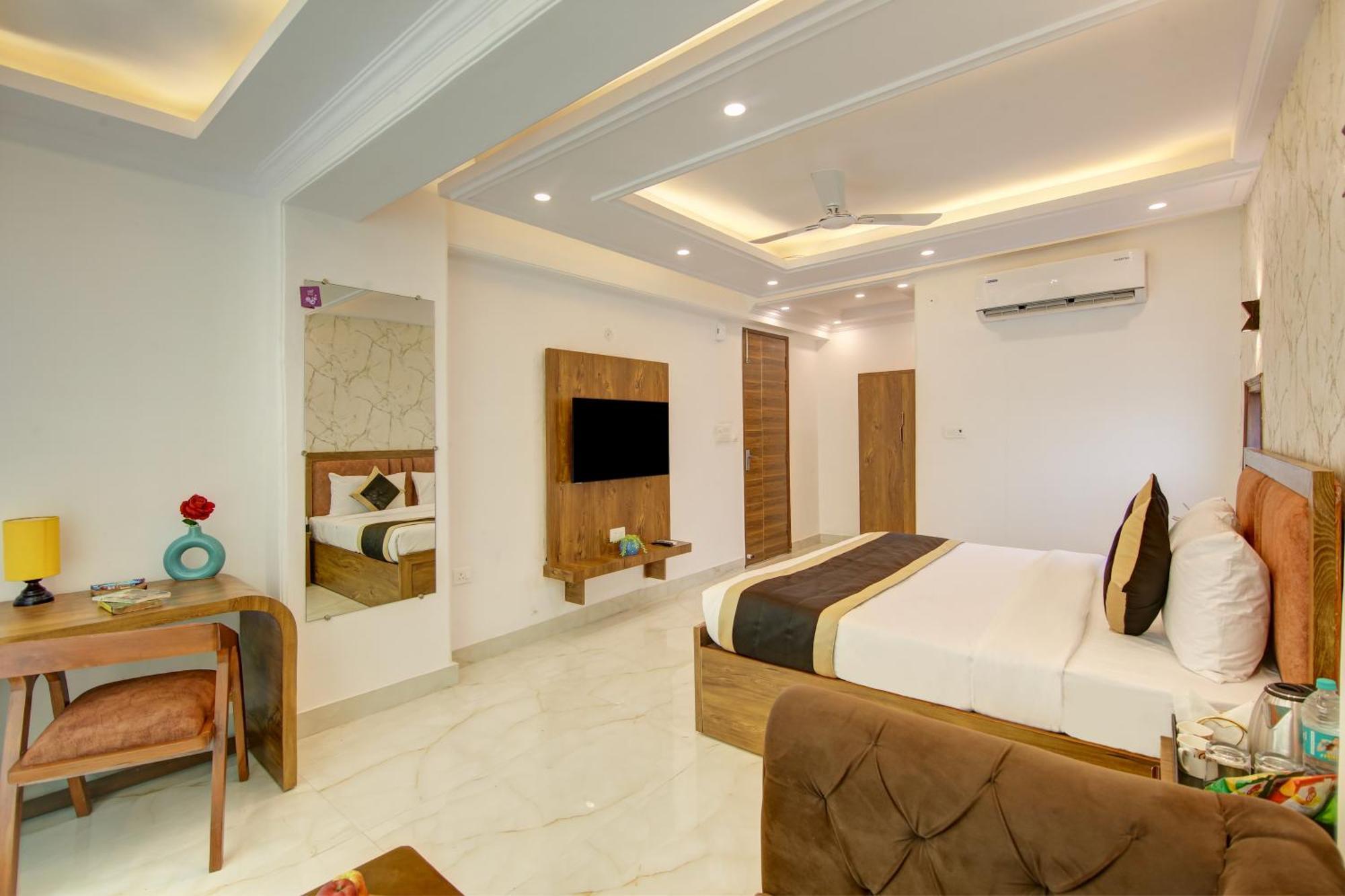 Hotel The Emporio Grand Near Vaishali Metro Station Ghaziabad Ngoại thất bức ảnh