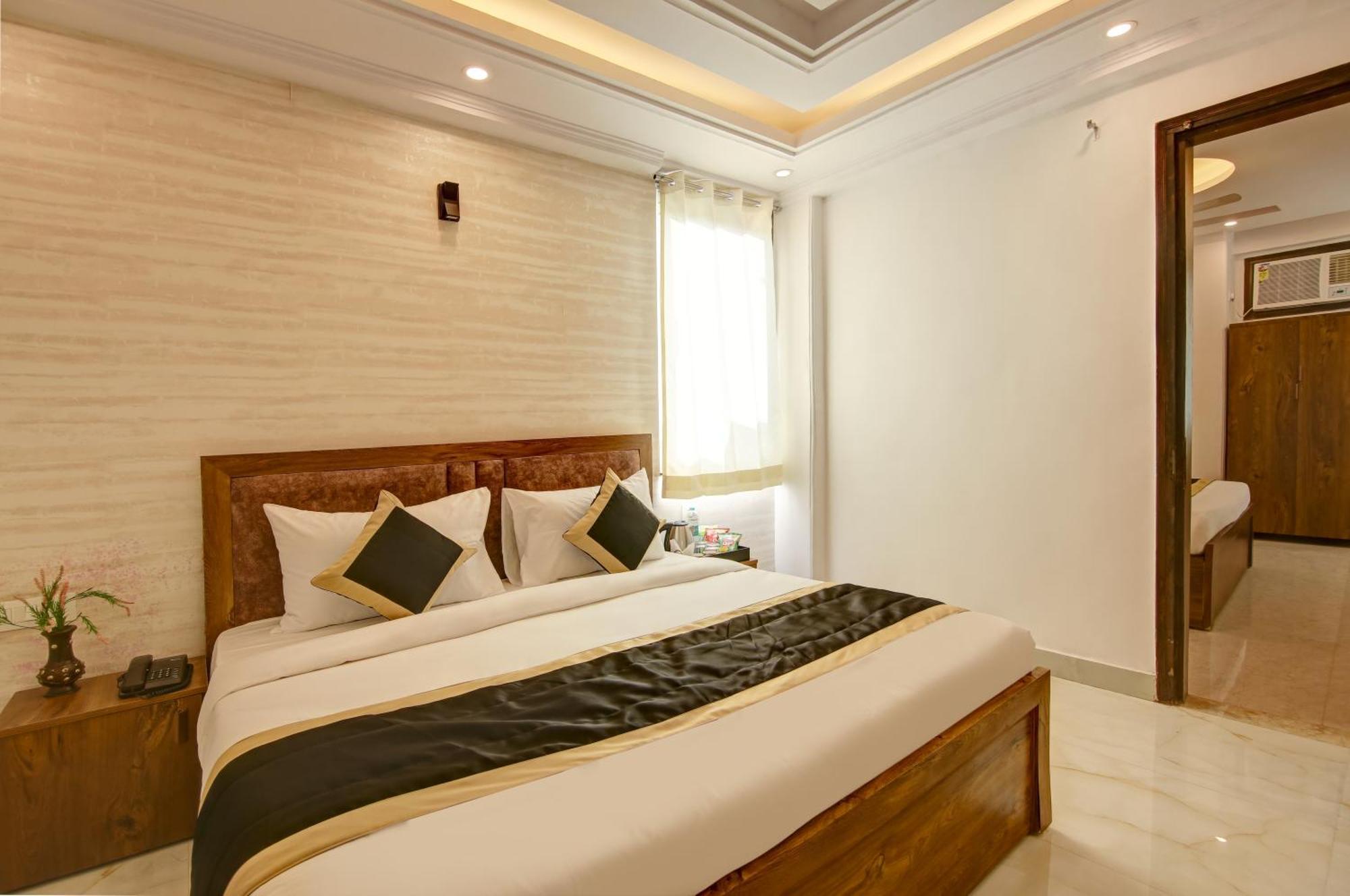 Hotel The Emporio Grand Near Vaishali Metro Station Ghaziabad Ngoại thất bức ảnh