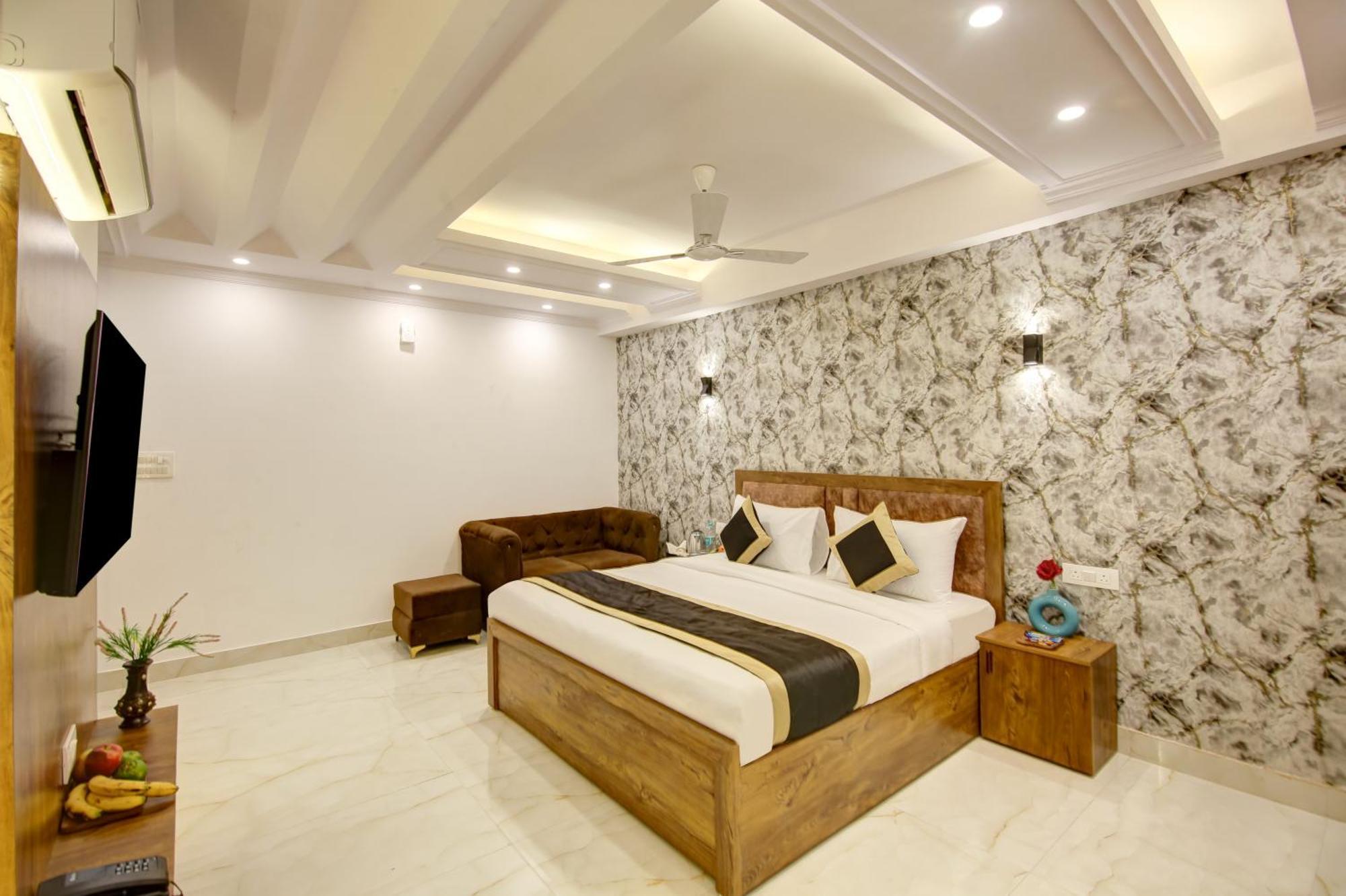 Hotel The Emporio Grand Near Vaishali Metro Station Ghaziabad Ngoại thất bức ảnh