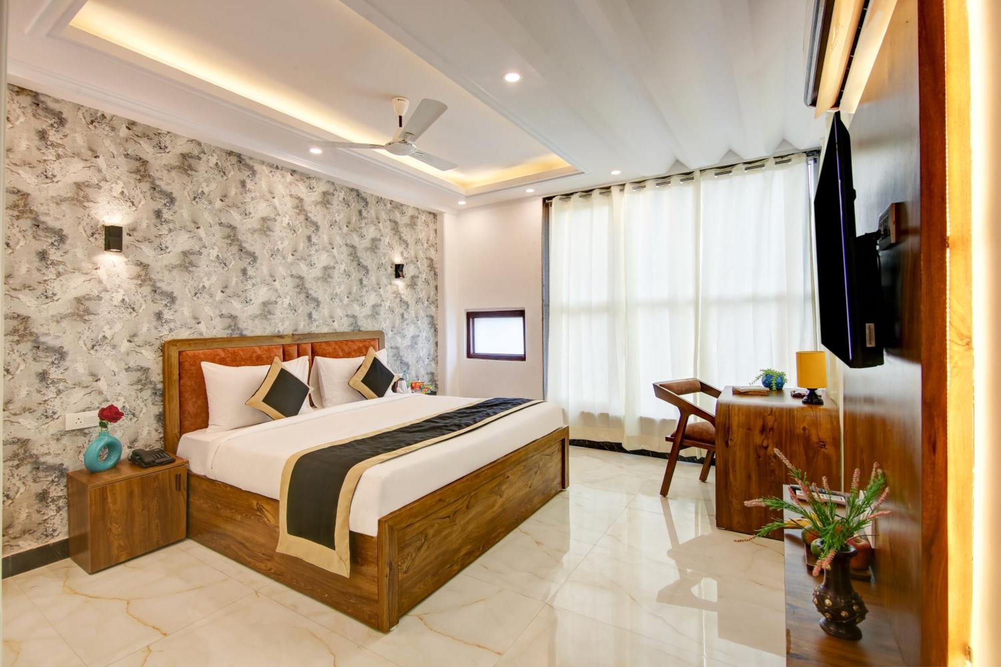Hotel The Emporio Grand Near Vaishali Metro Station Ghaziabad Ngoại thất bức ảnh