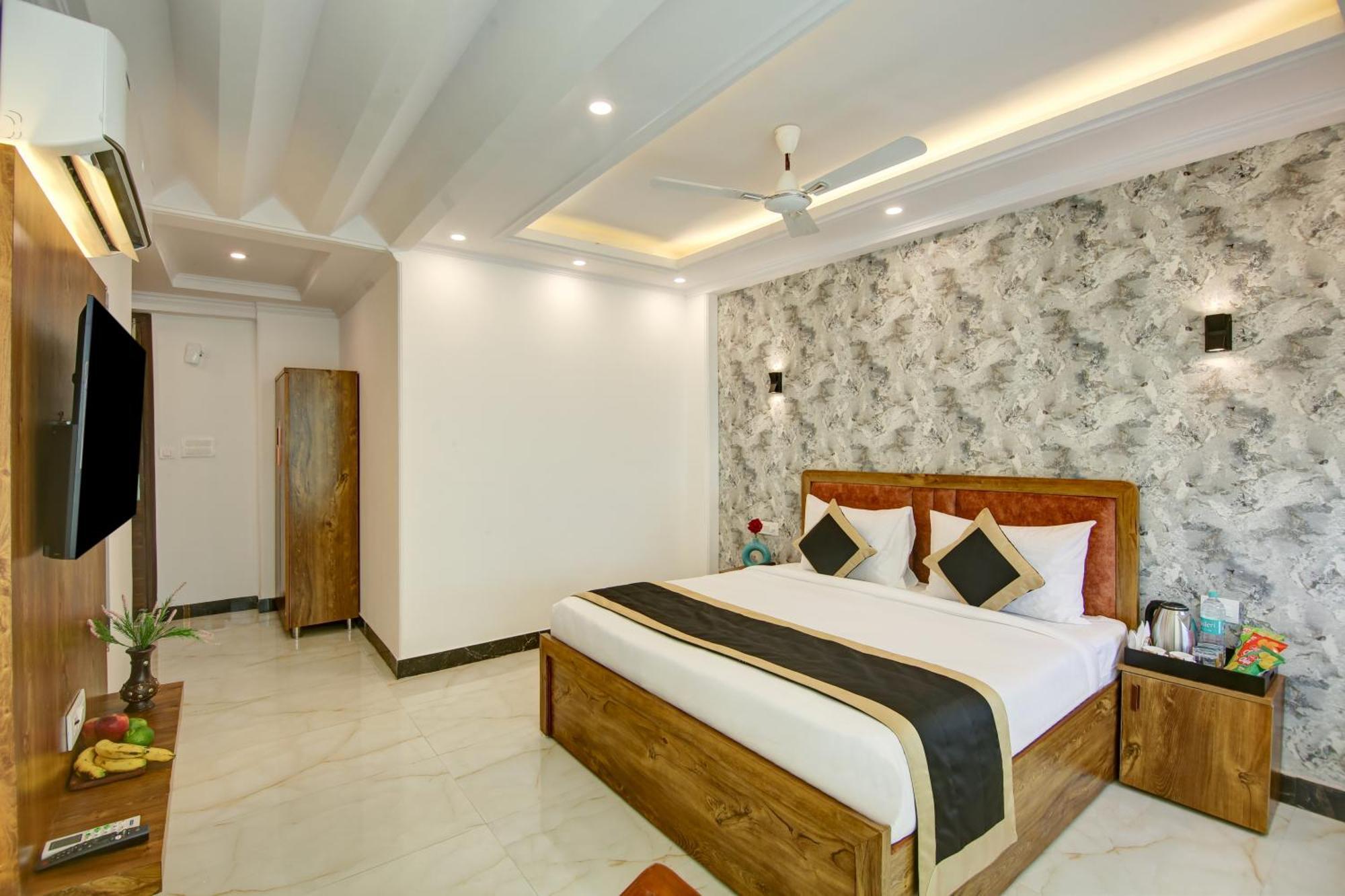 Hotel The Emporio Grand Near Vaishali Metro Station Ghaziabad Ngoại thất bức ảnh