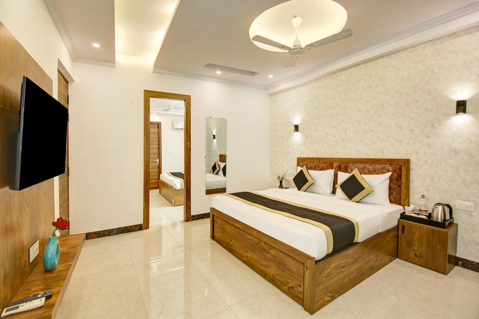 Hotel The Emporio Grand Near Vaishali Metro Station Ghaziabad Ngoại thất bức ảnh