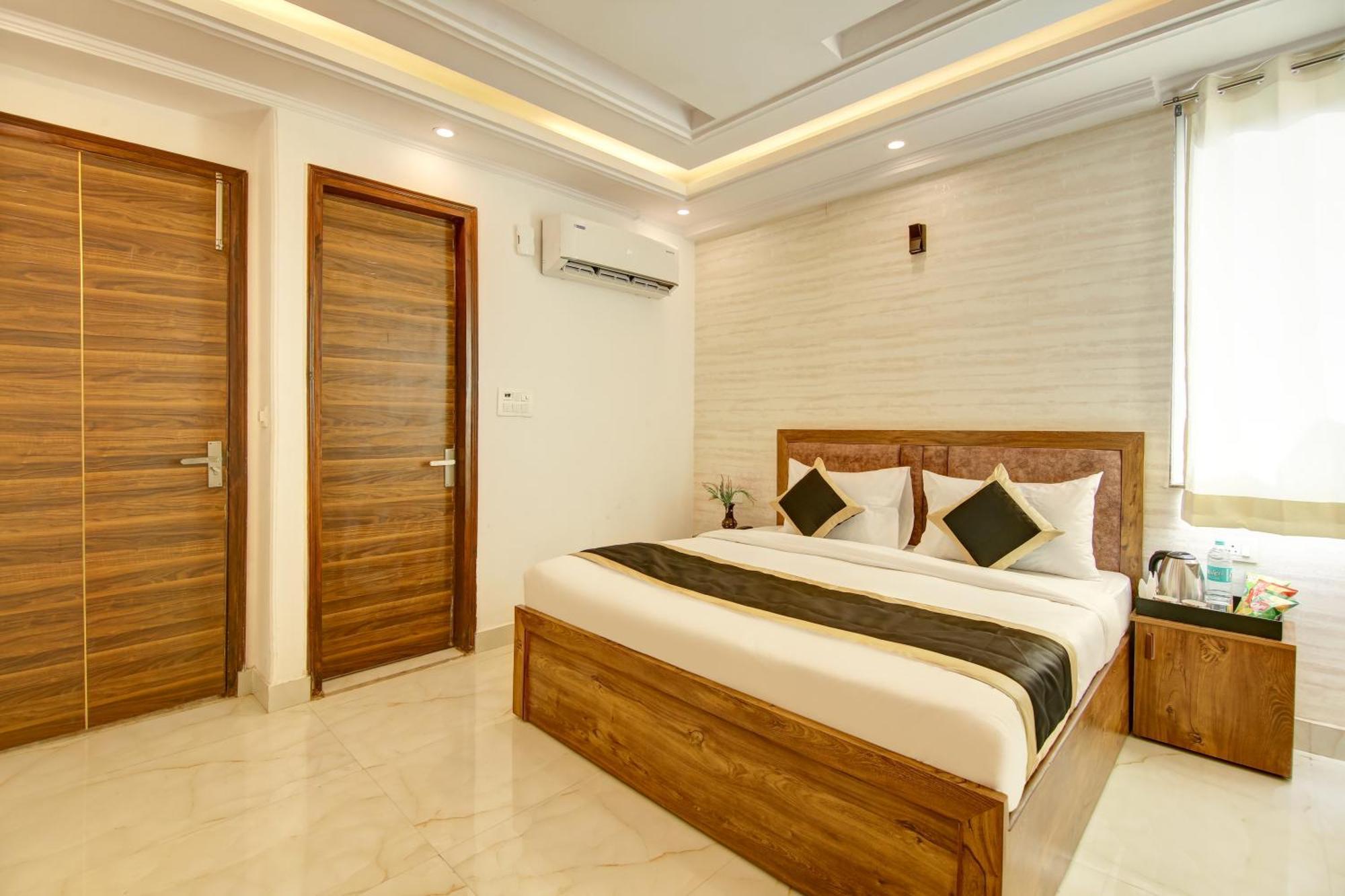 Hotel The Emporio Grand Near Vaishali Metro Station Ghaziabad Ngoại thất bức ảnh