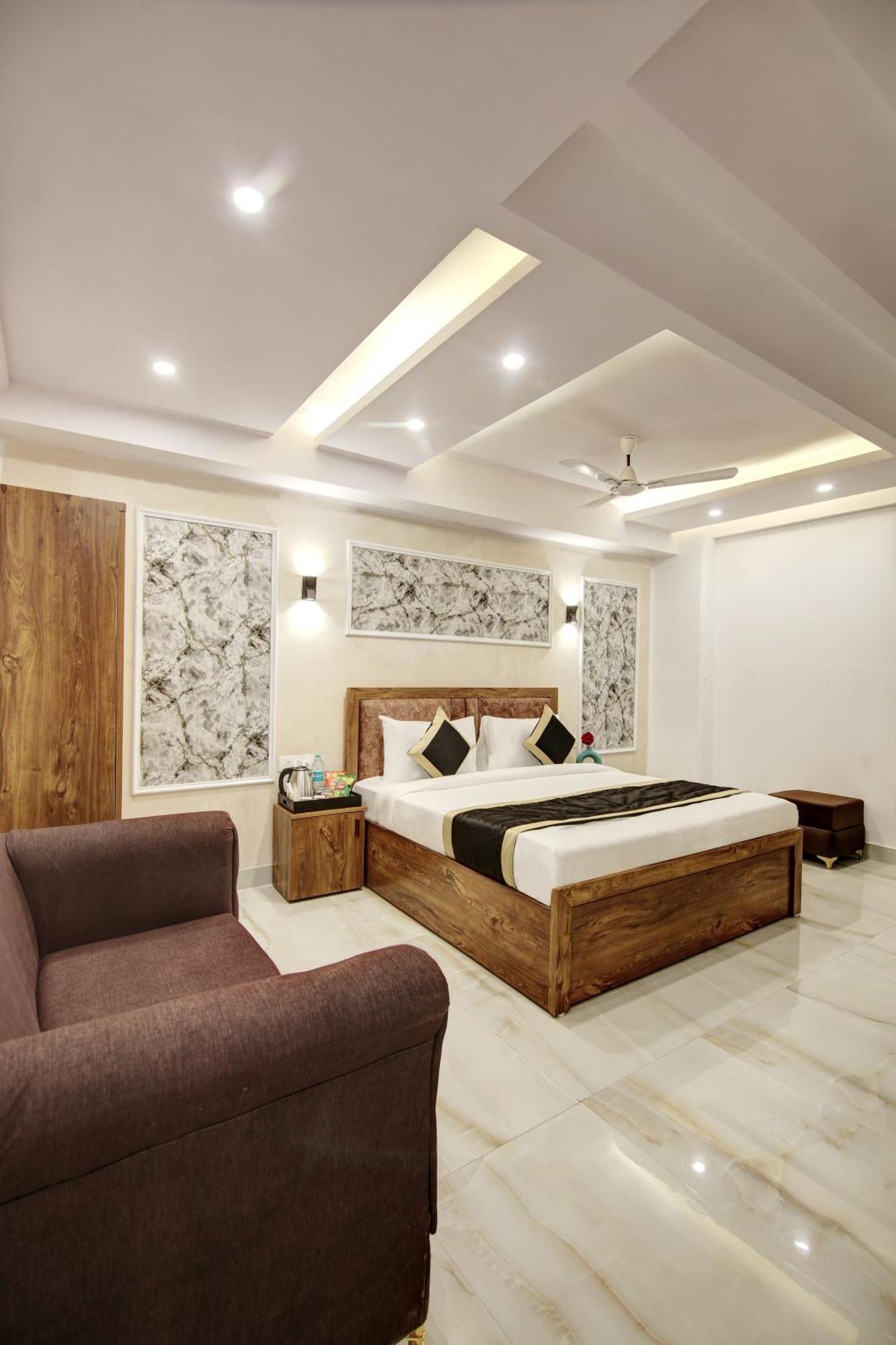 Hotel The Emporio Grand Near Vaishali Metro Station Ghaziabad Ngoại thất bức ảnh