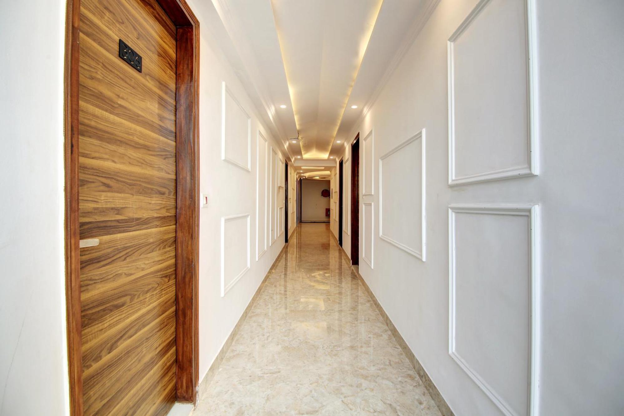 Hotel The Emporio Grand Near Vaishali Metro Station Ghaziabad Ngoại thất bức ảnh