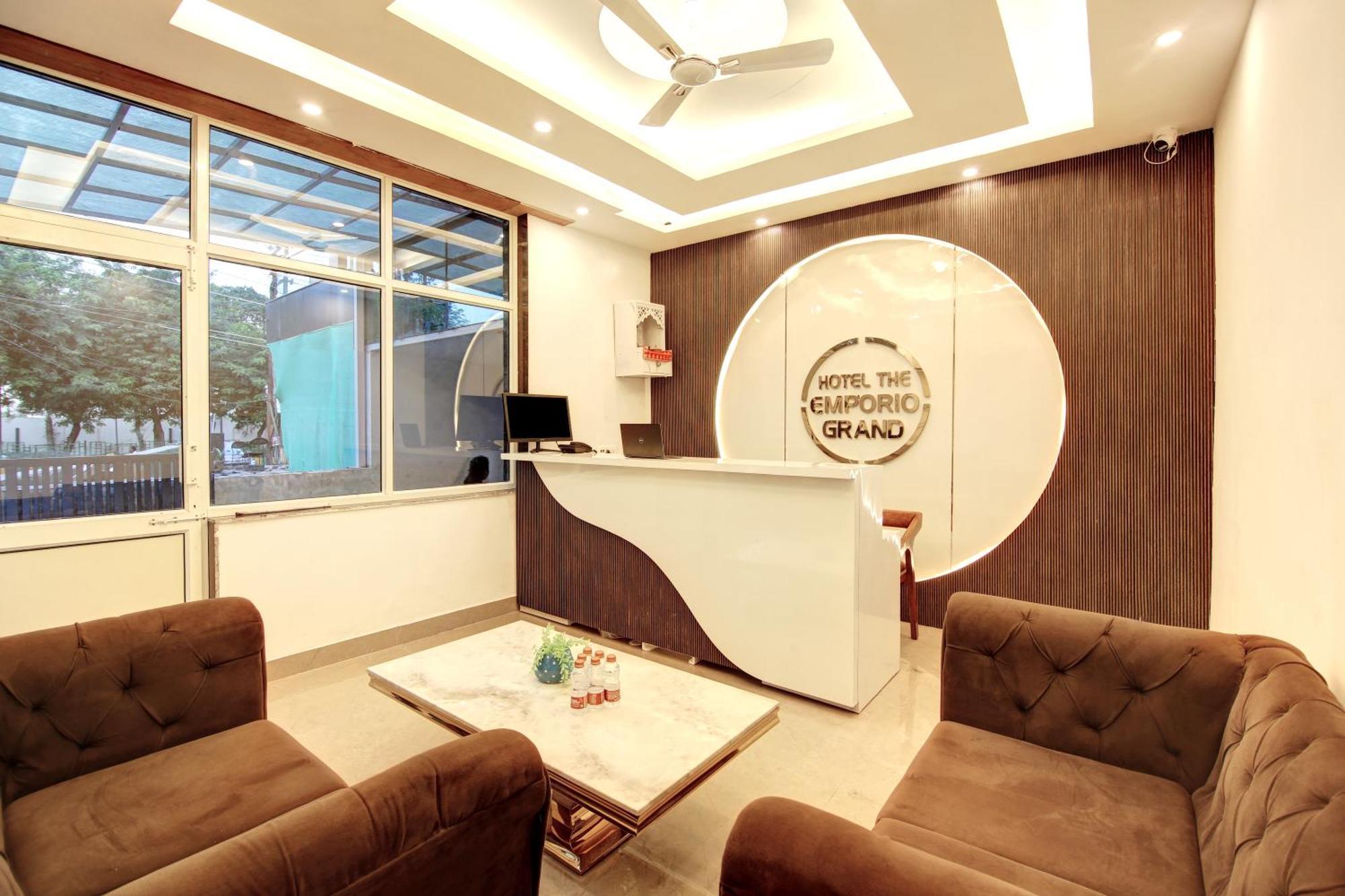 Hotel The Emporio Grand Near Vaishali Metro Station Ghaziabad Ngoại thất bức ảnh